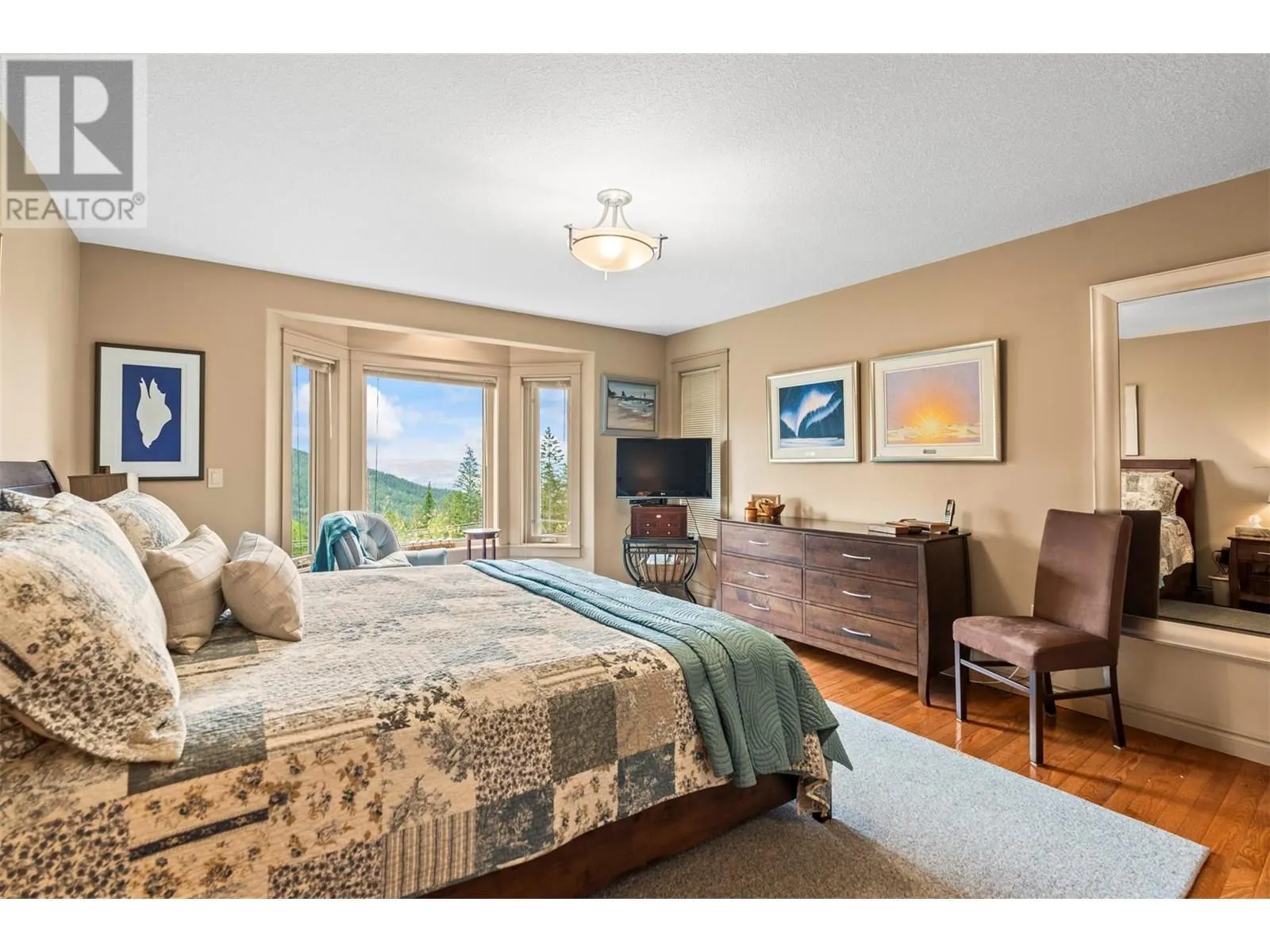 8215 Silver Star Road
