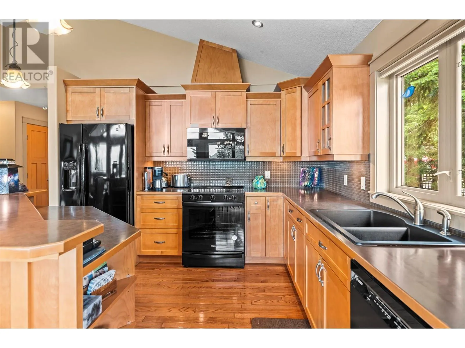 8215 Silver Star Road
