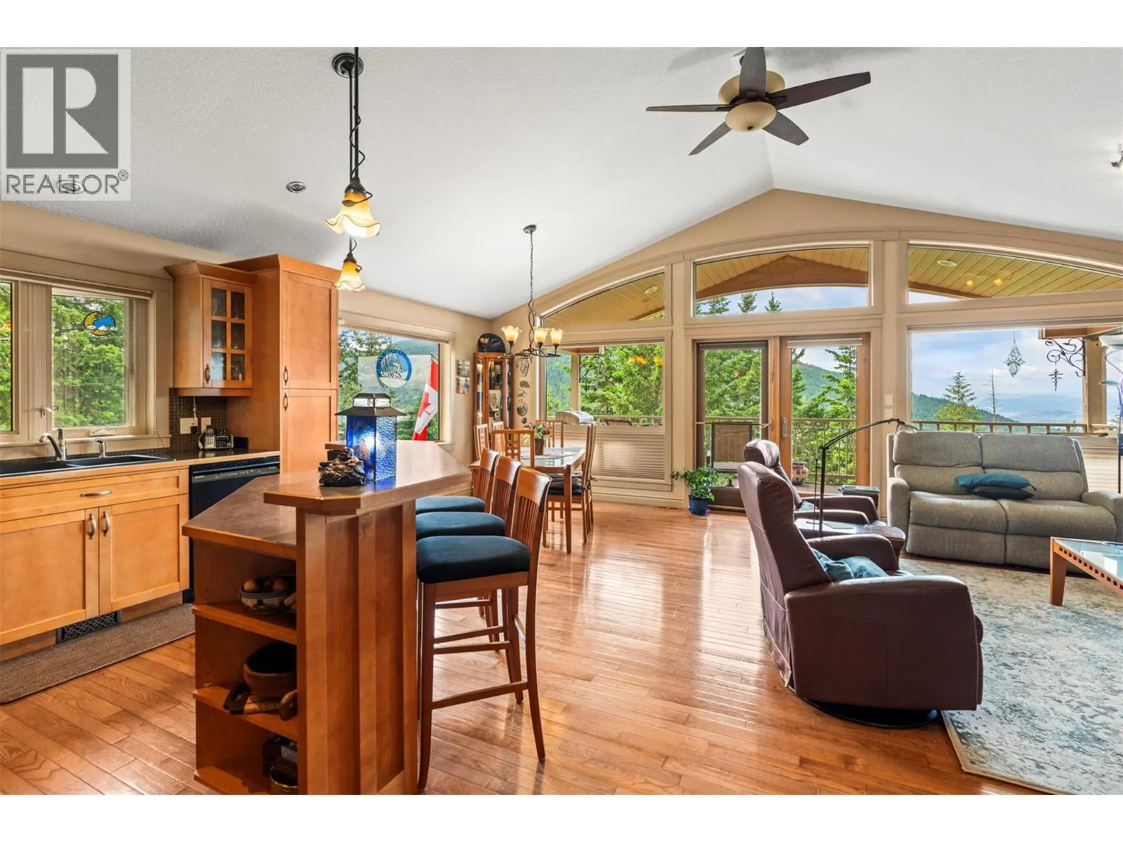 8215 Silver Star Road