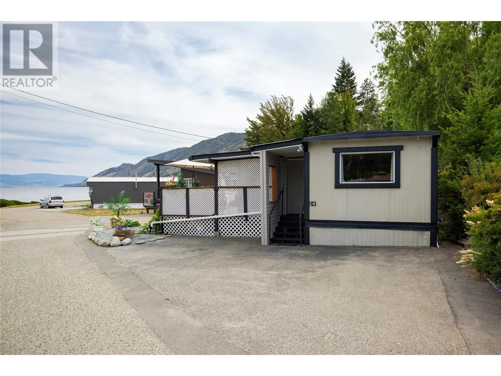 6711 Highway 97 Highway S Unit# 24