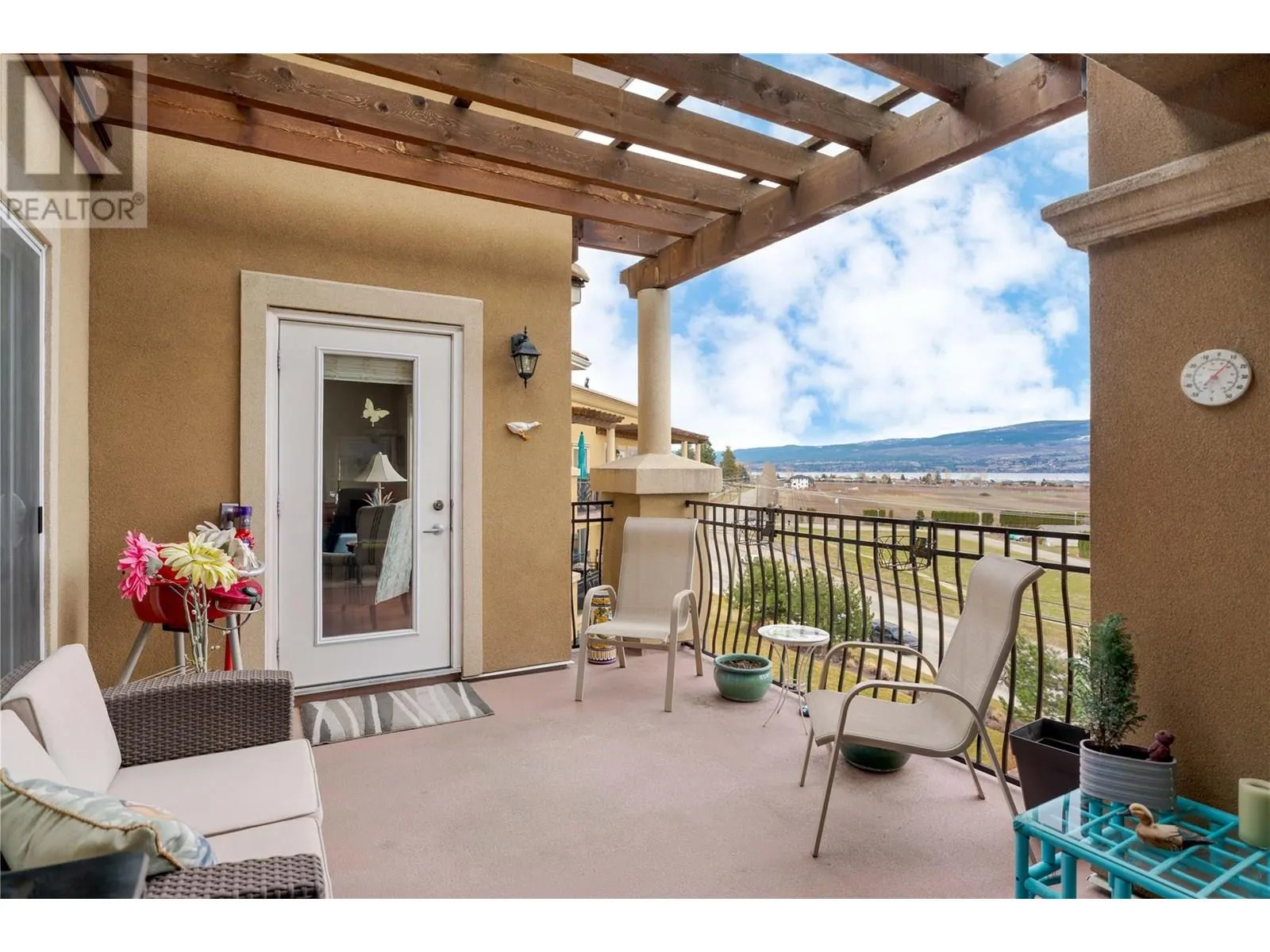 2070 Boucherie Road Unit# 519