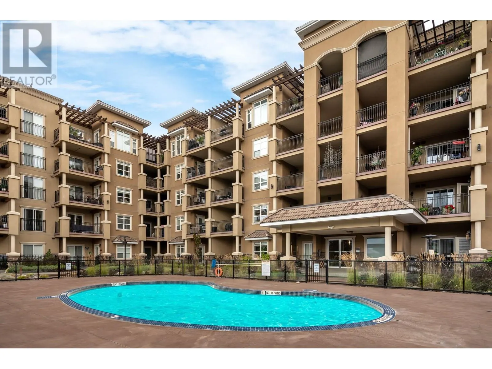 2070 Boucherie Road Unit# 519