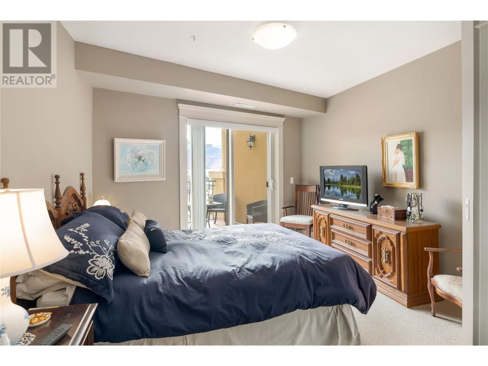 2070 Boucherie Road Unit# 519