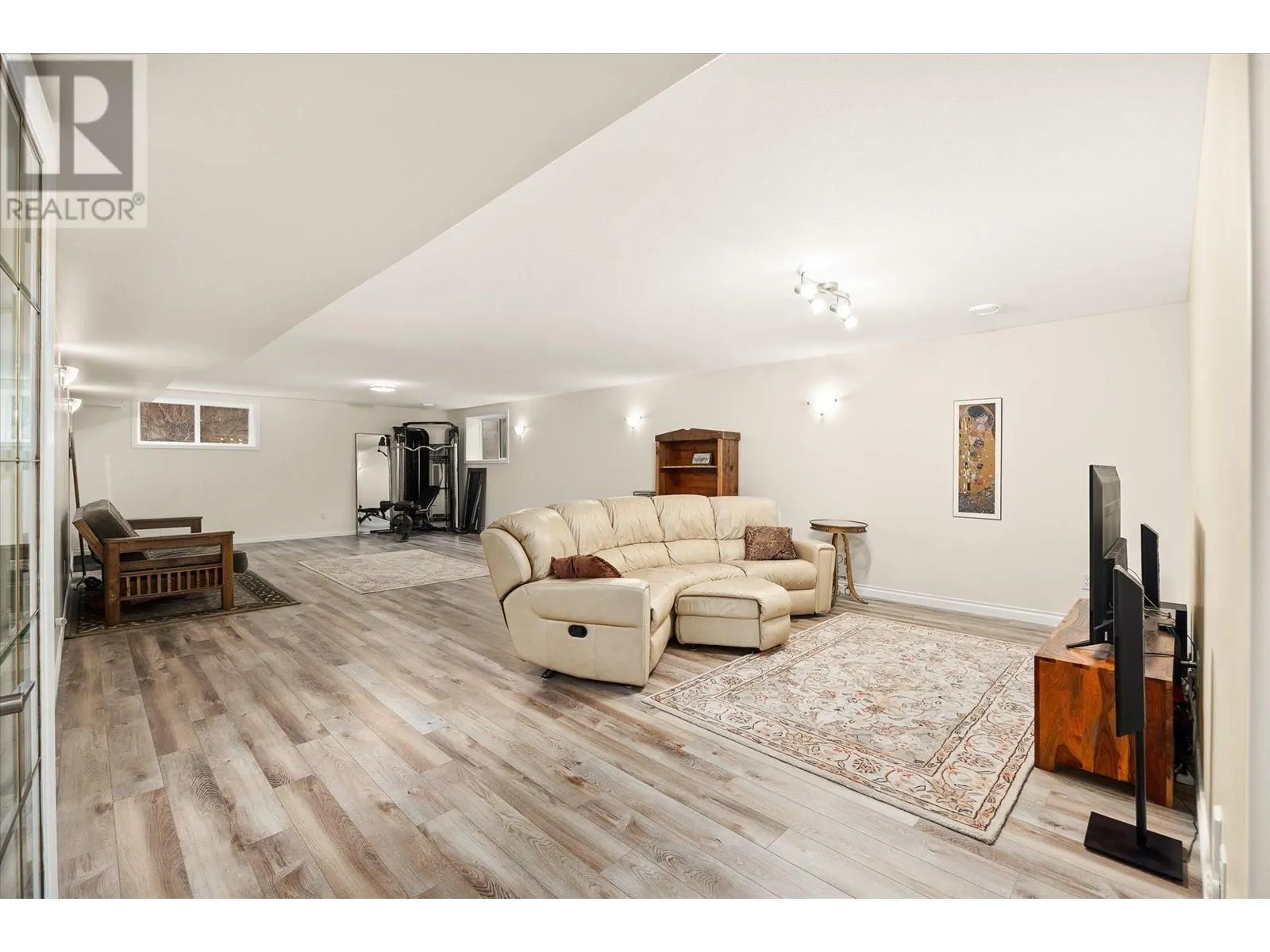 509 Curlew Drive