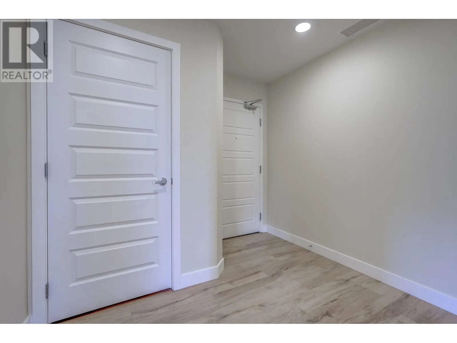 5620 51st Street Unit# 307