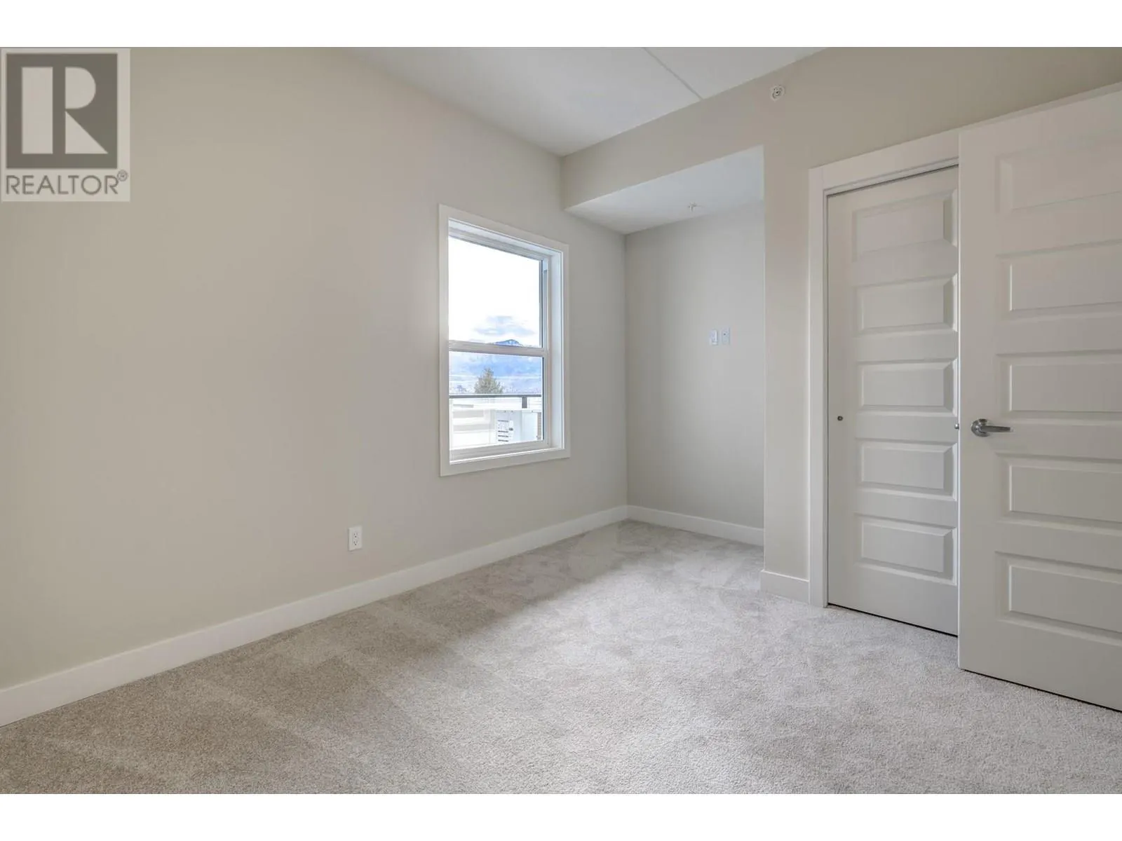 5620 51st Street Unit# 307