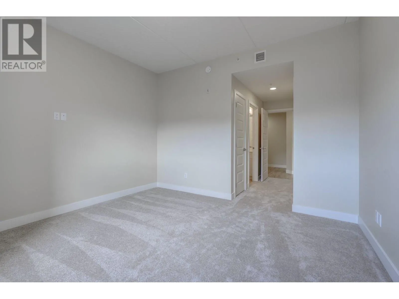 5620 51st Street Unit# 307