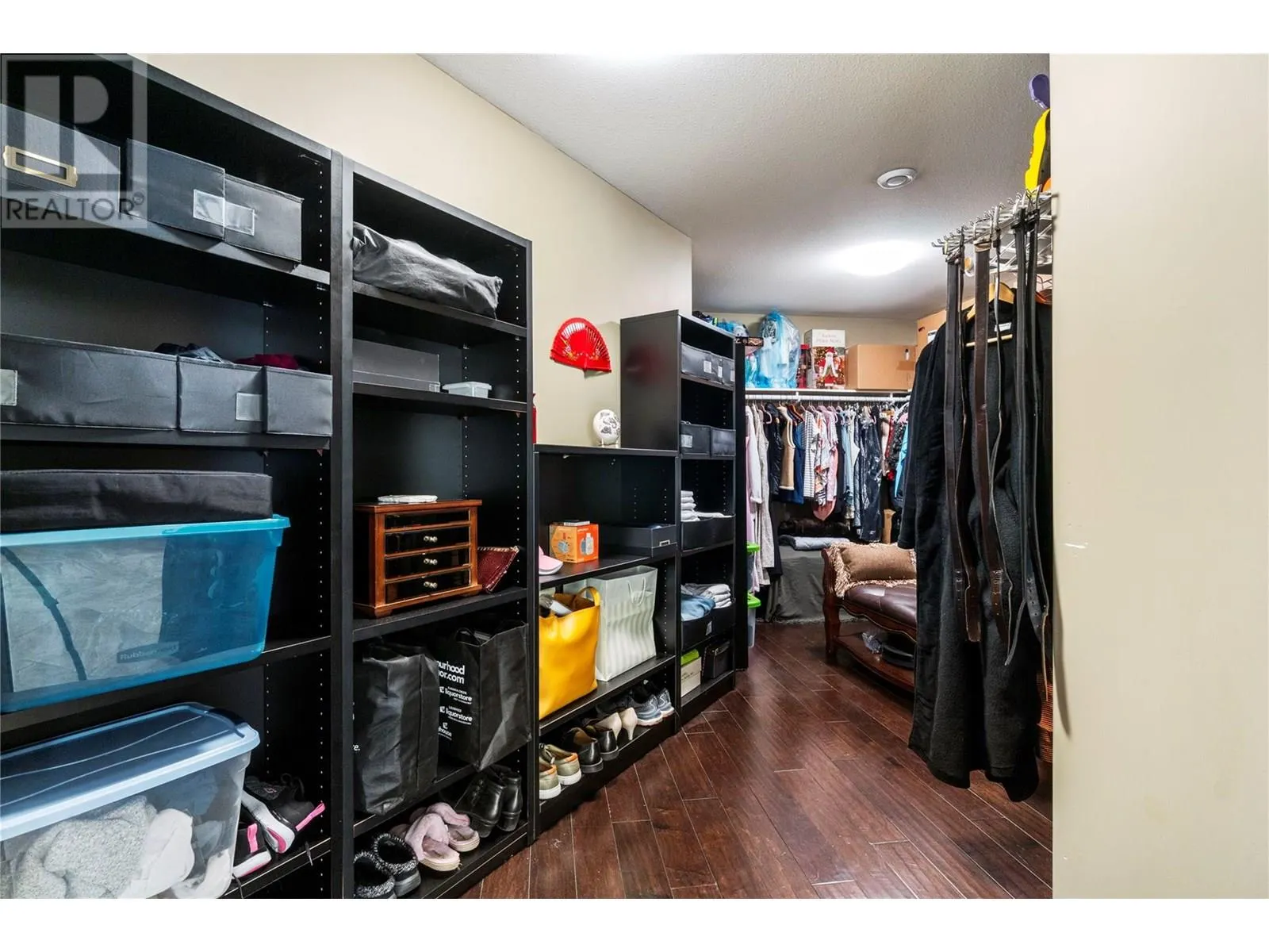 5121 IVY Road