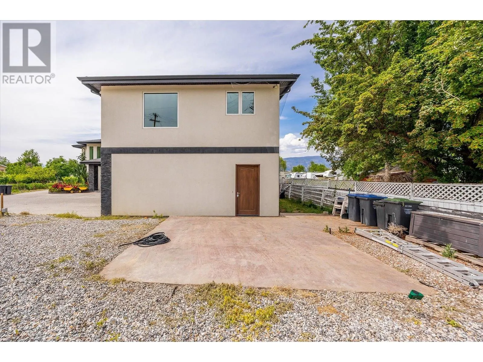 3666 Benvoulin Road