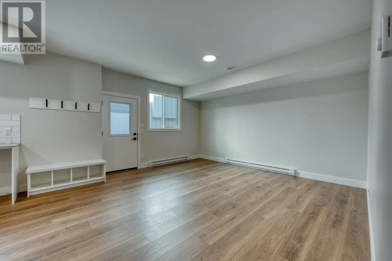1119 Collinson Court