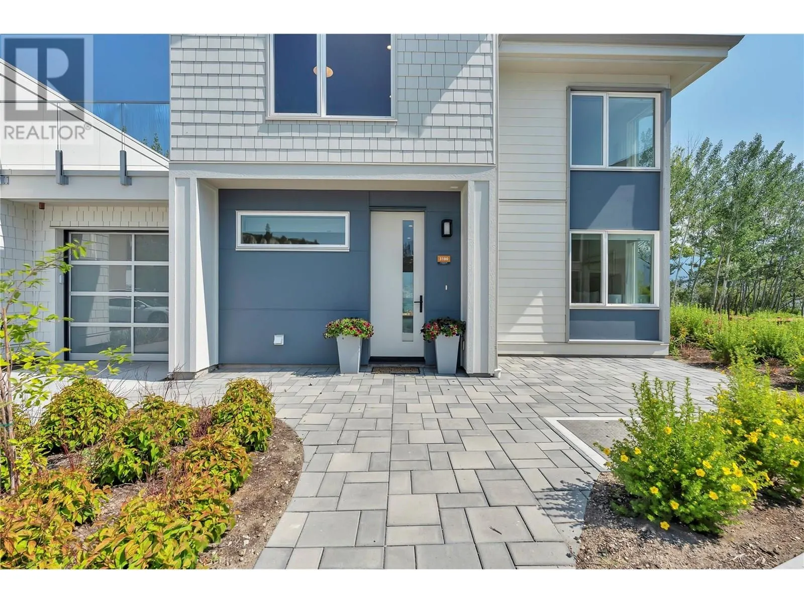 3180 Landry Crescent