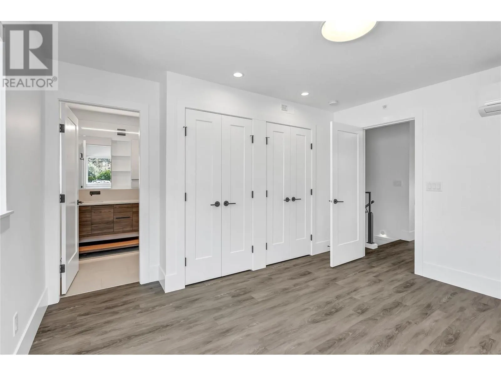 3290 Landry Crescent
