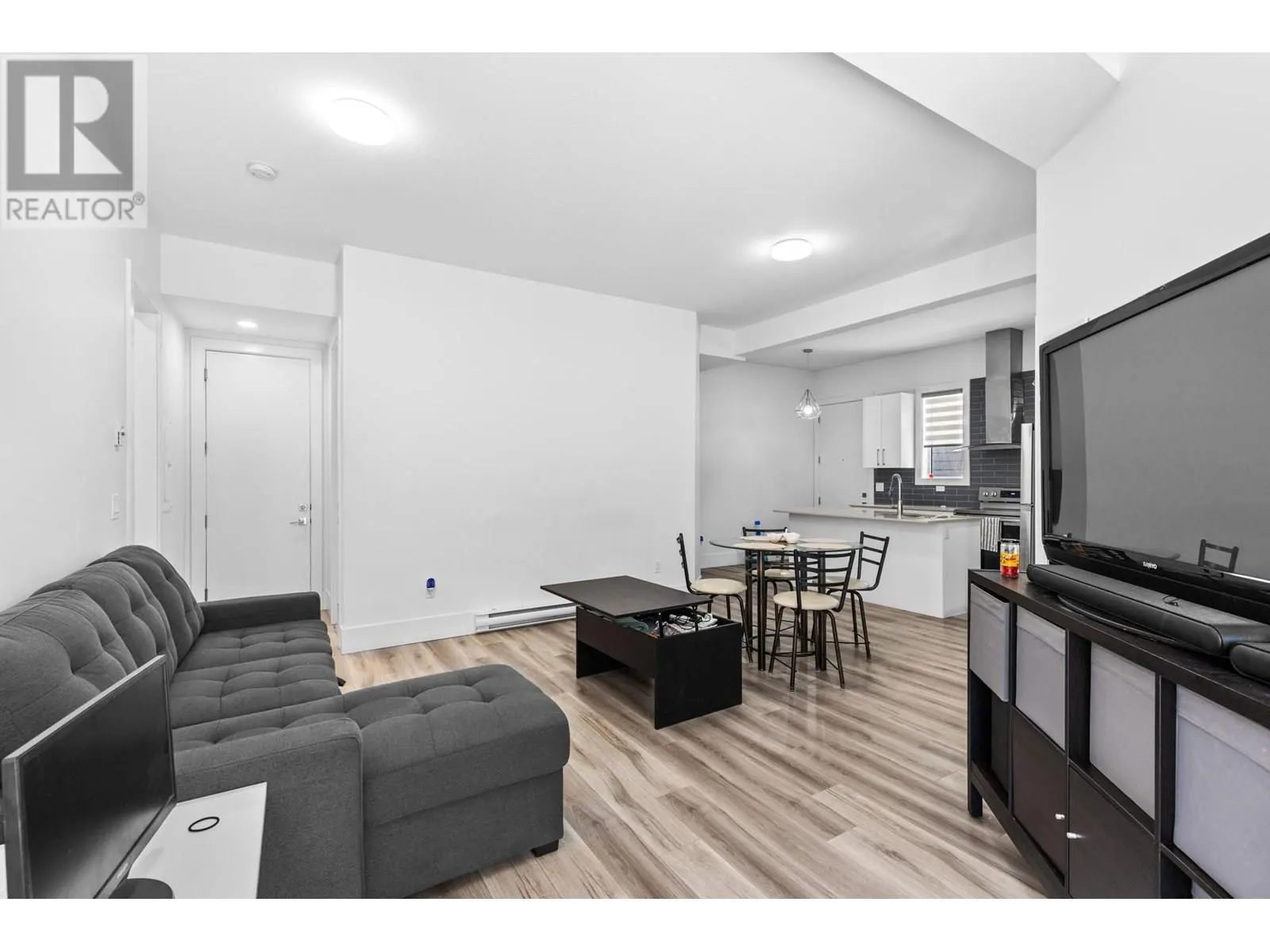 683 Deans Drive