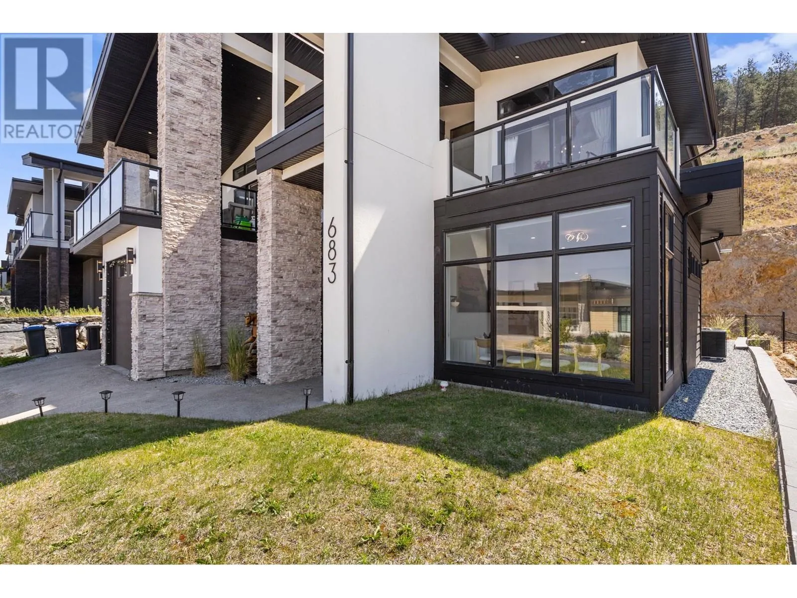 683 Deans Drive