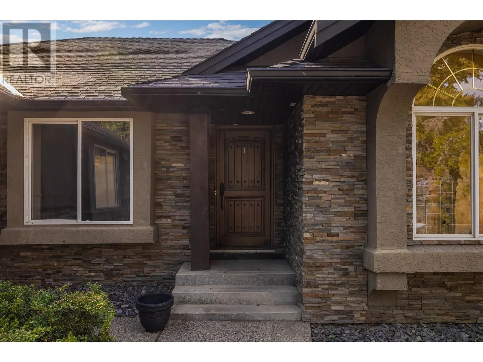 14876 Oyama Road