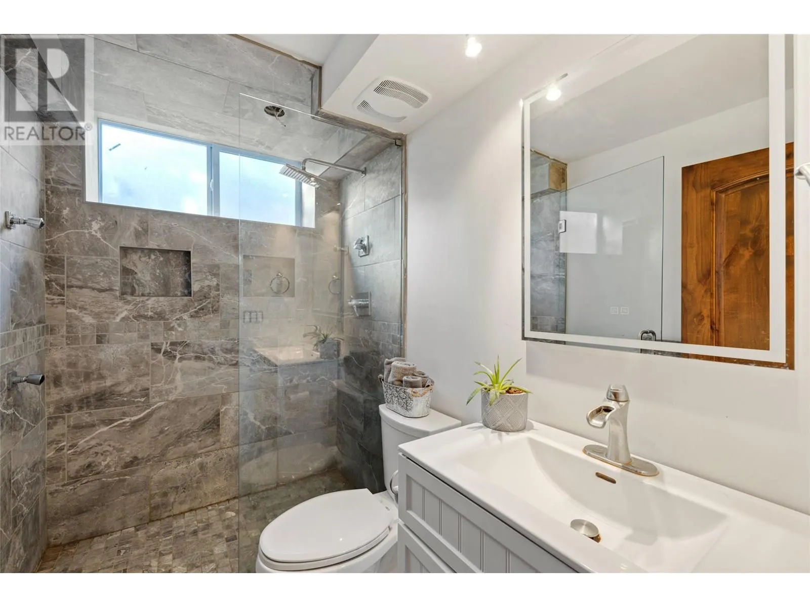 14876 Oyama Road