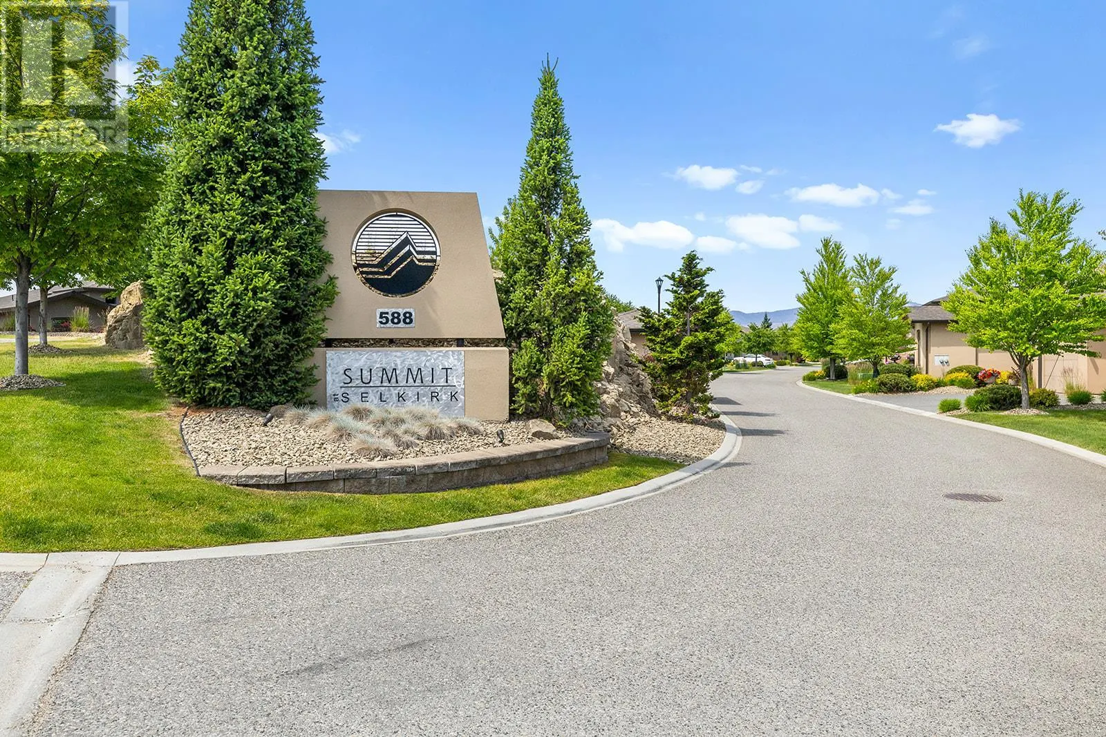 588 Harrogate Lane Unit# 18