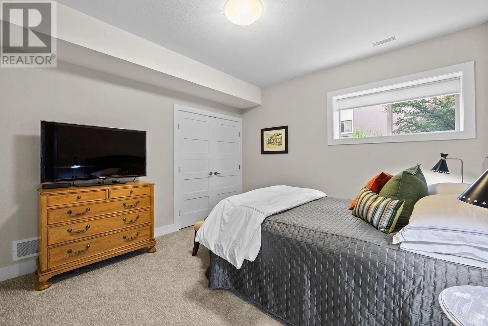 588 Harrogate Lane Unit# 18