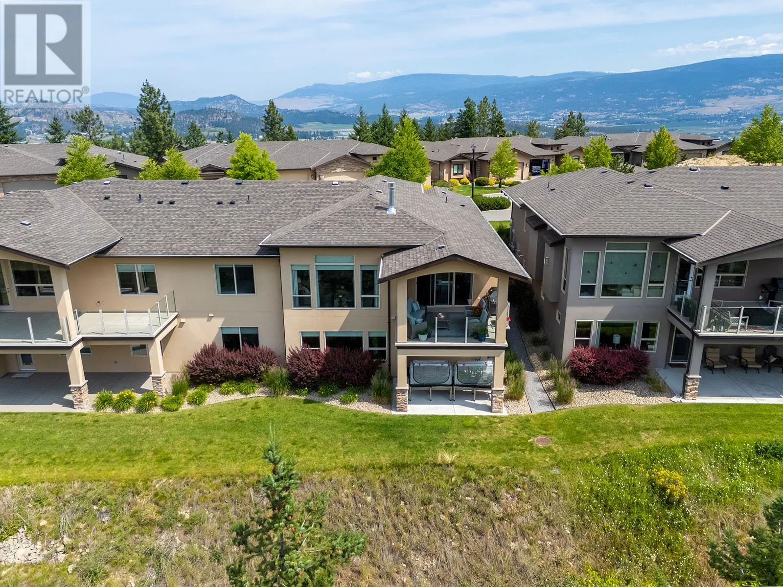 588 Harrogate Lane Unit# 18