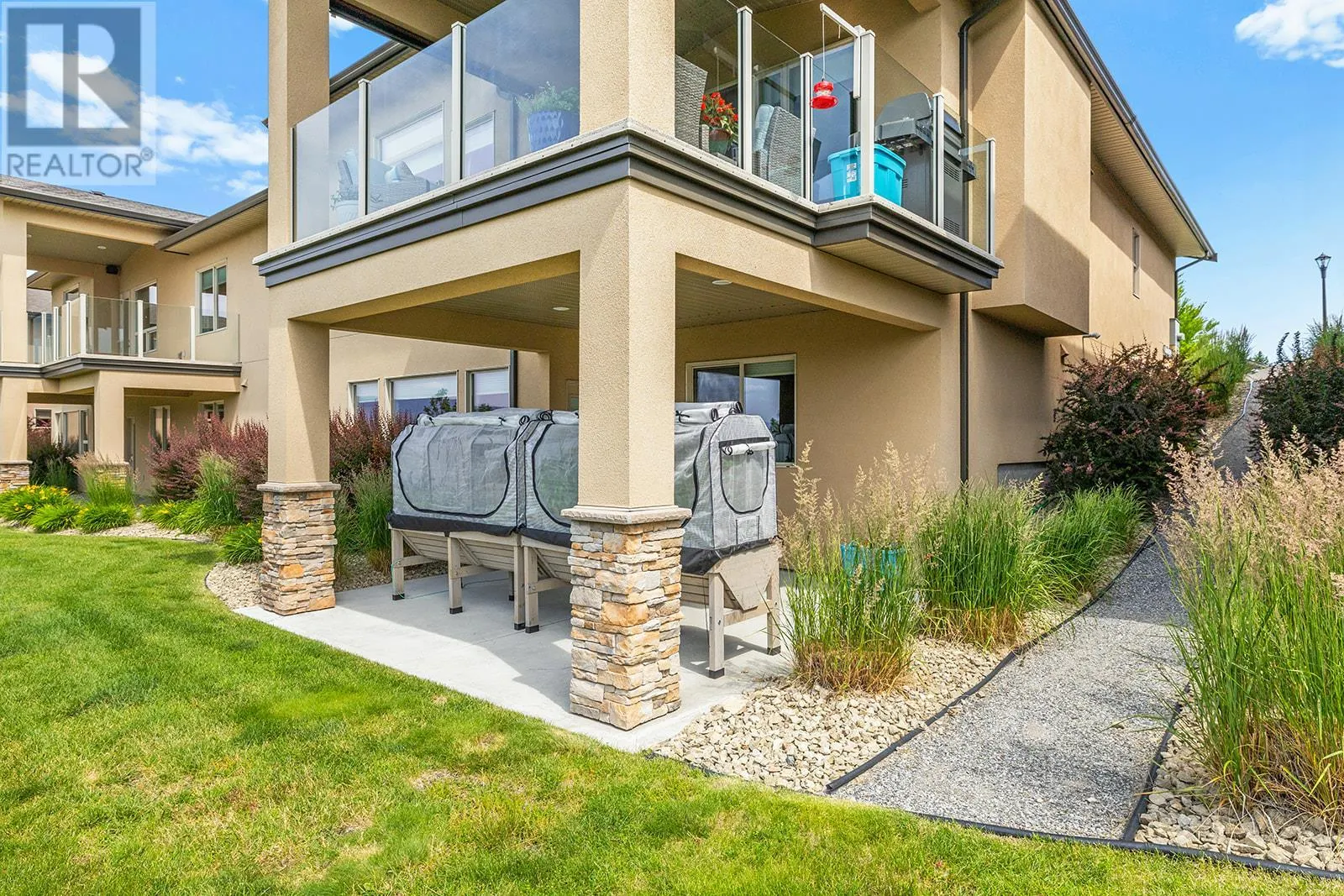 588 Harrogate Lane Unit# 18