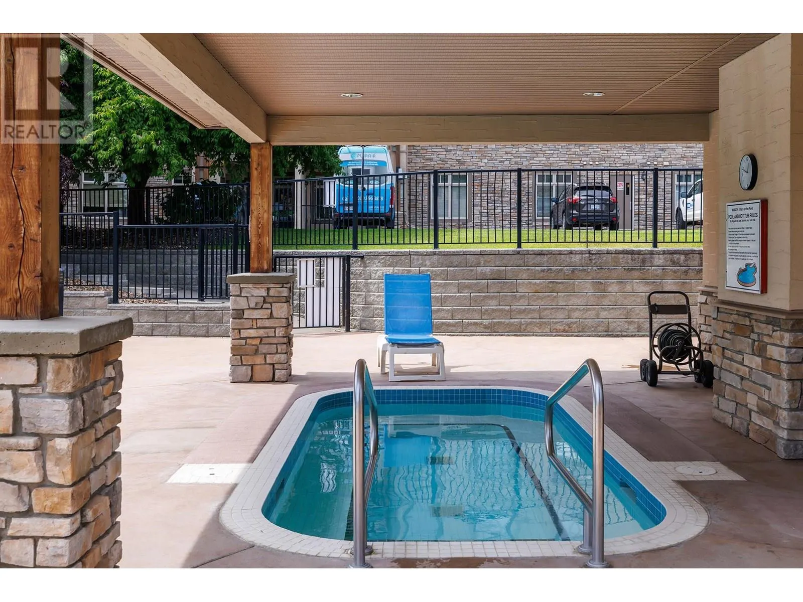 2551 Shoreline Drive Unit# 406