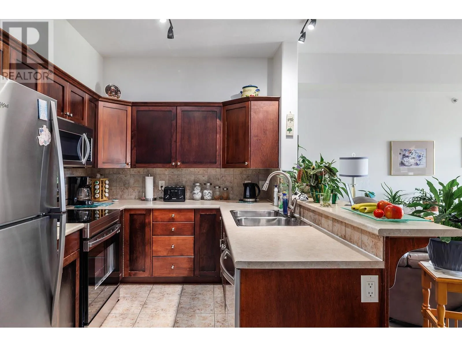 2551 Shoreline Drive Unit# 406