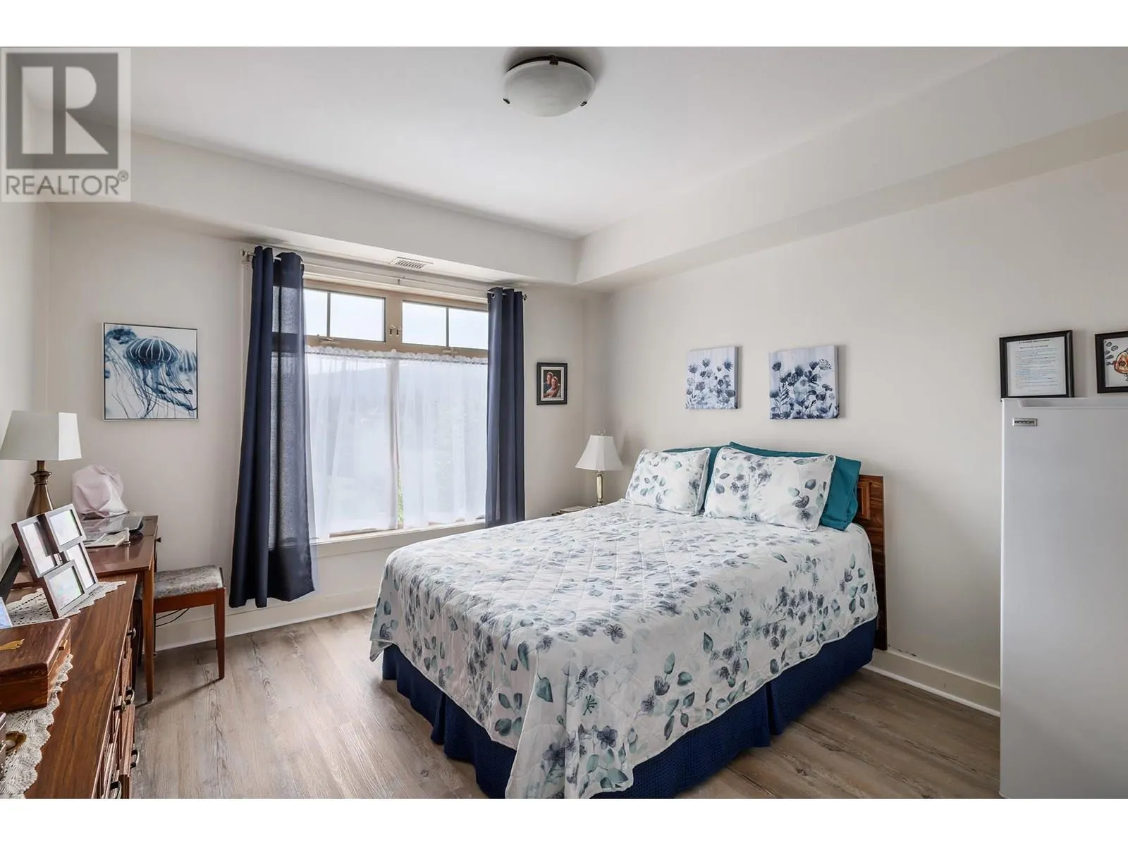 2551 Shoreline Drive Unit# 406