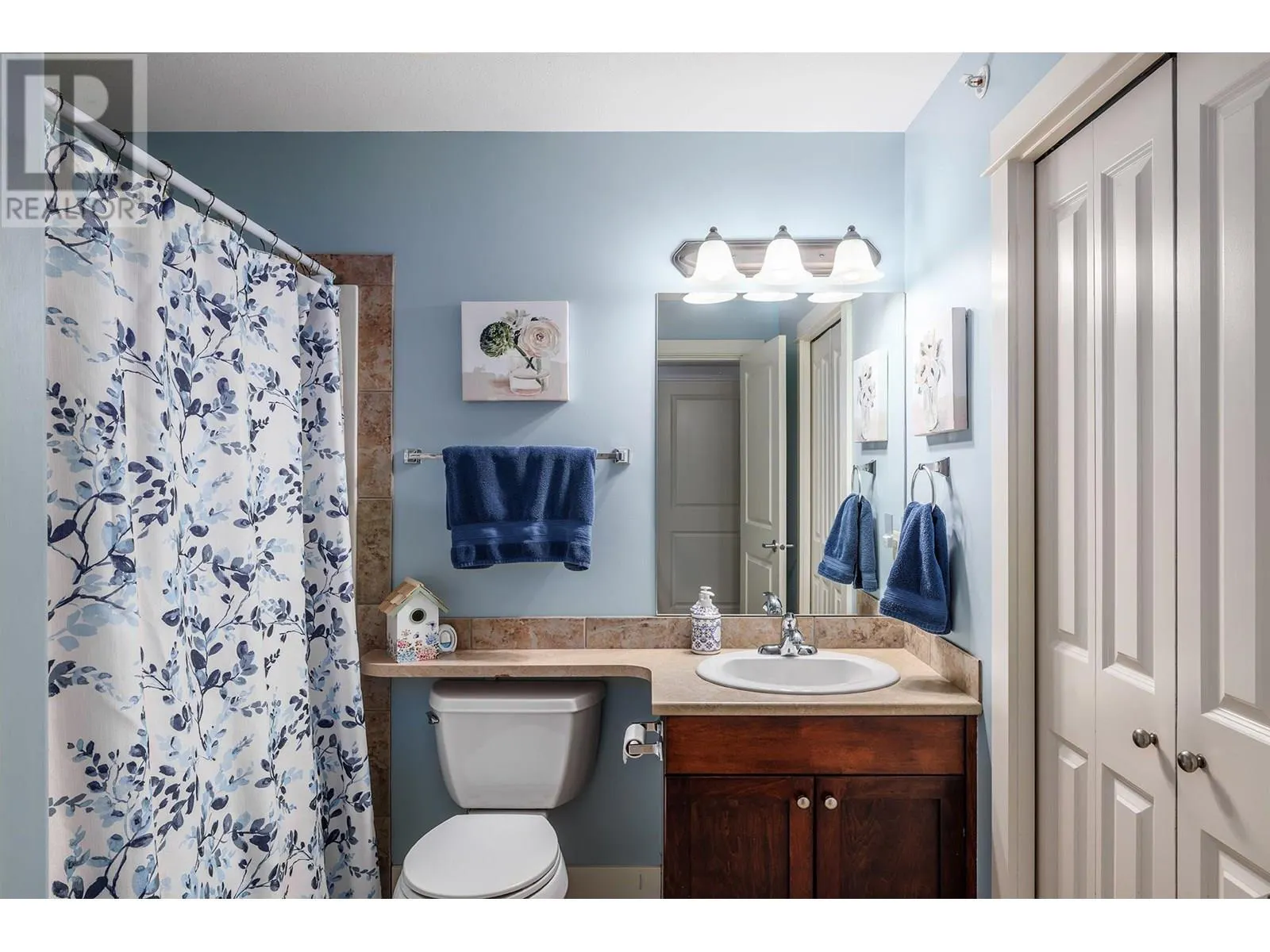 2551 Shoreline Drive Unit# 406