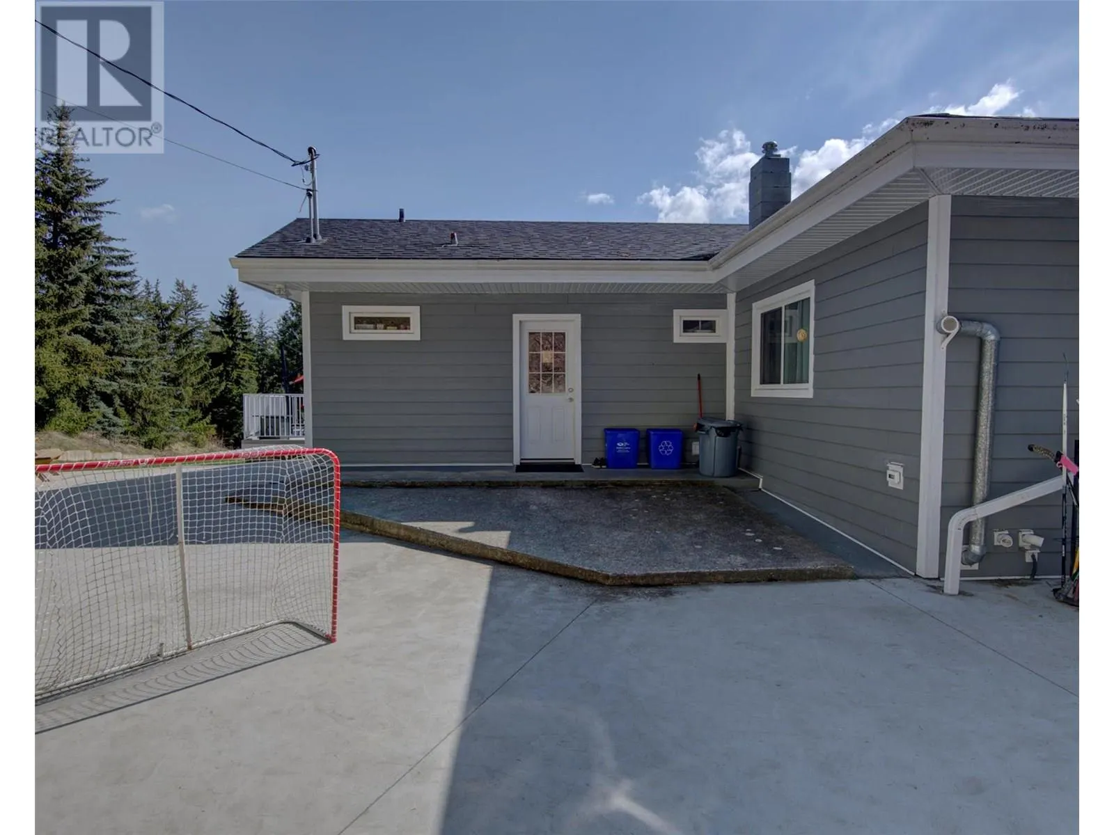 5719 6 Highway