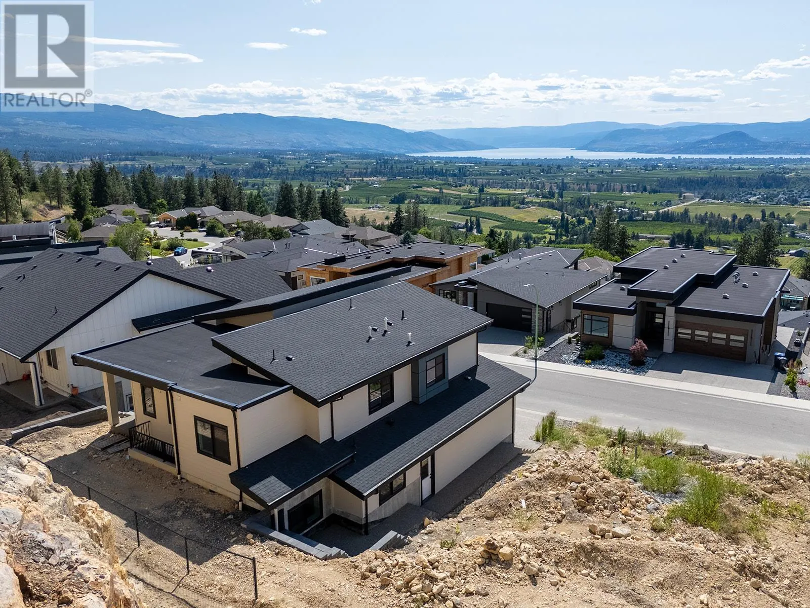 1165 Lone Pine Drive