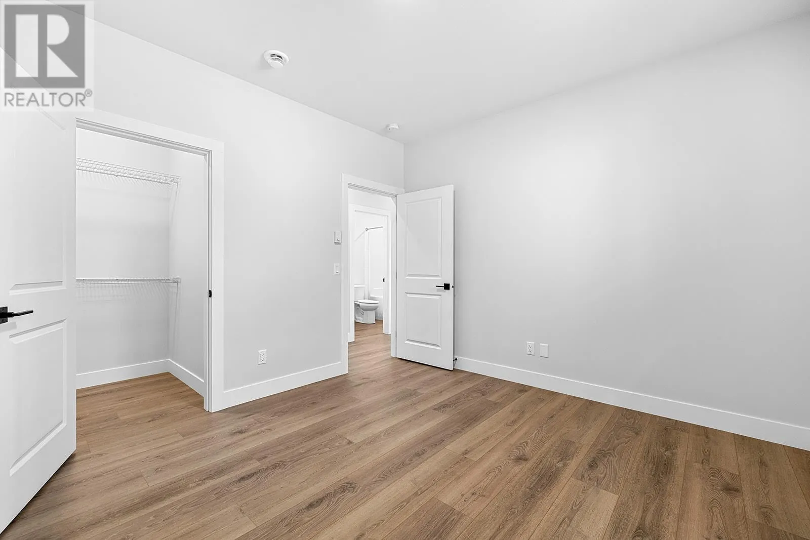 1154 Lone Pine Drive