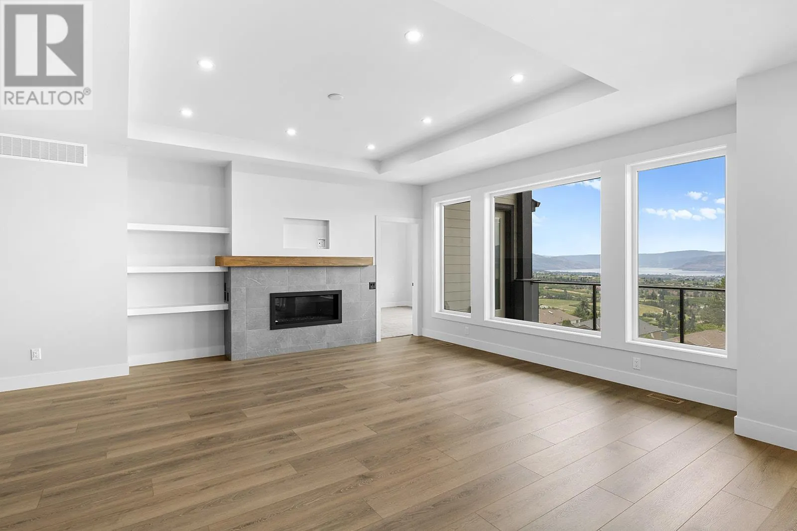 1154 Lone Pine Drive