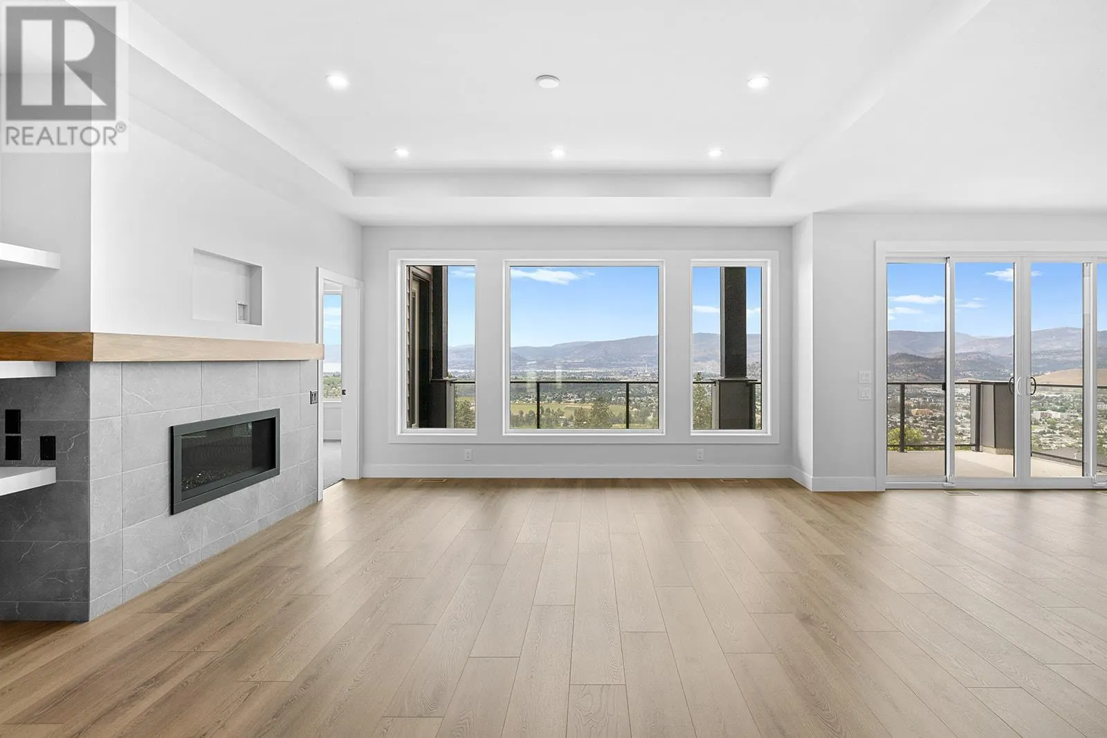 1154 Lone Pine Drive