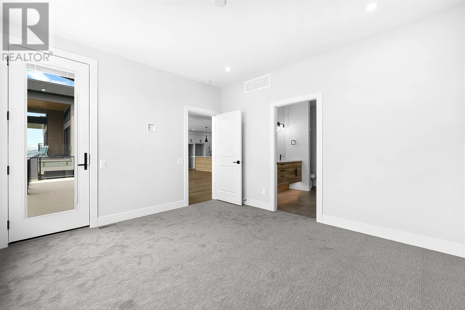 1154 Lone Pine Drive