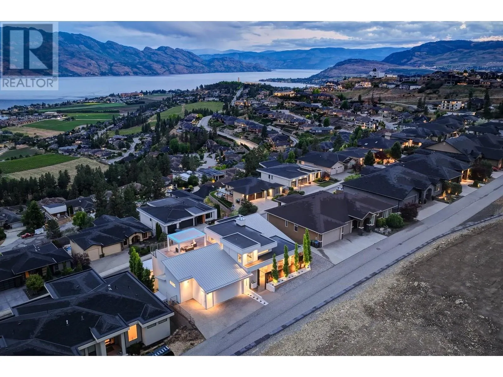 1384 Pinot Noir Drive