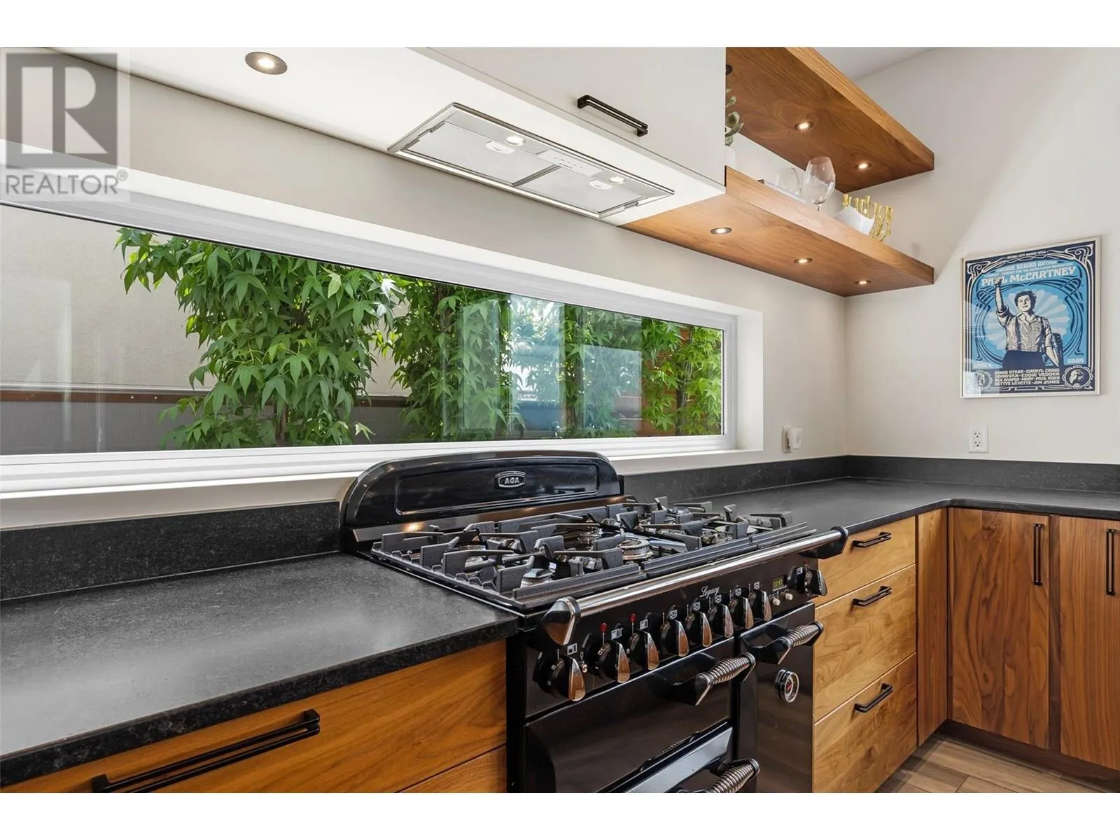 1384 Pinot Noir Drive