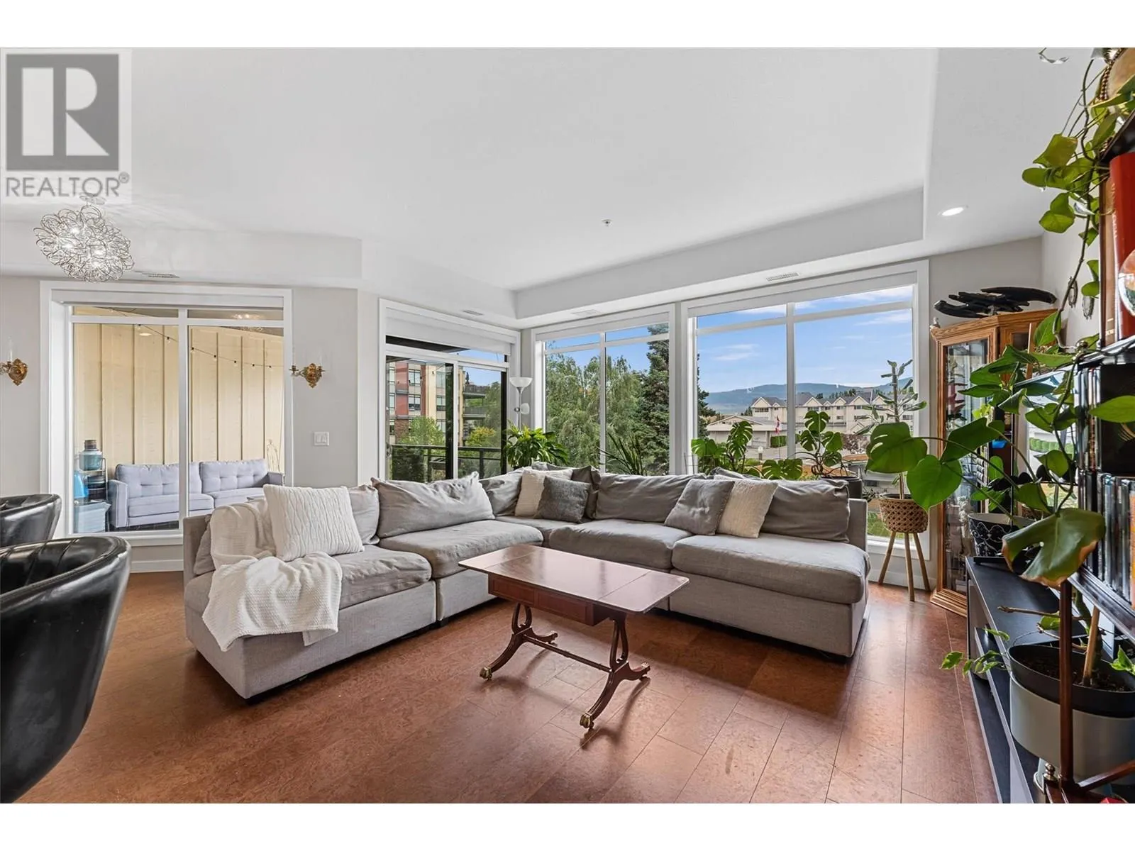 1933 Ambrosi Road Unit# 206