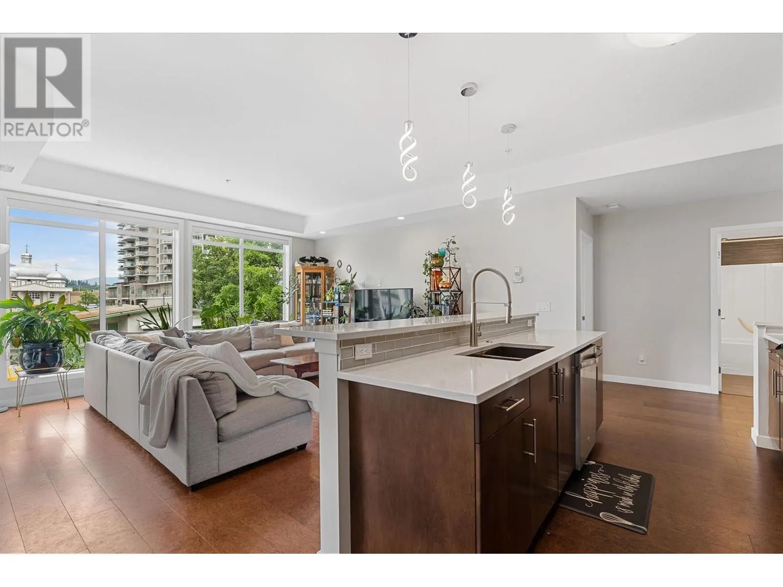 1933 Ambrosi Road Unit# 206