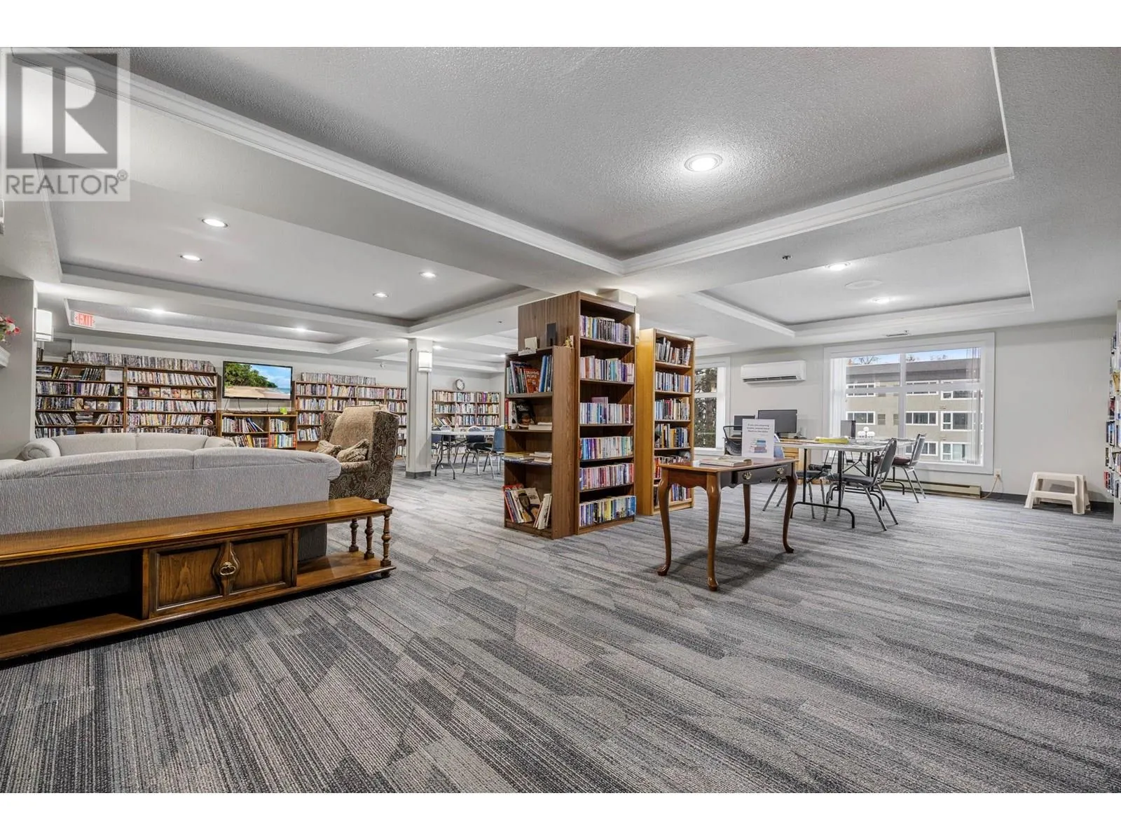 1045 Sutherland Avenue Unit# 130
