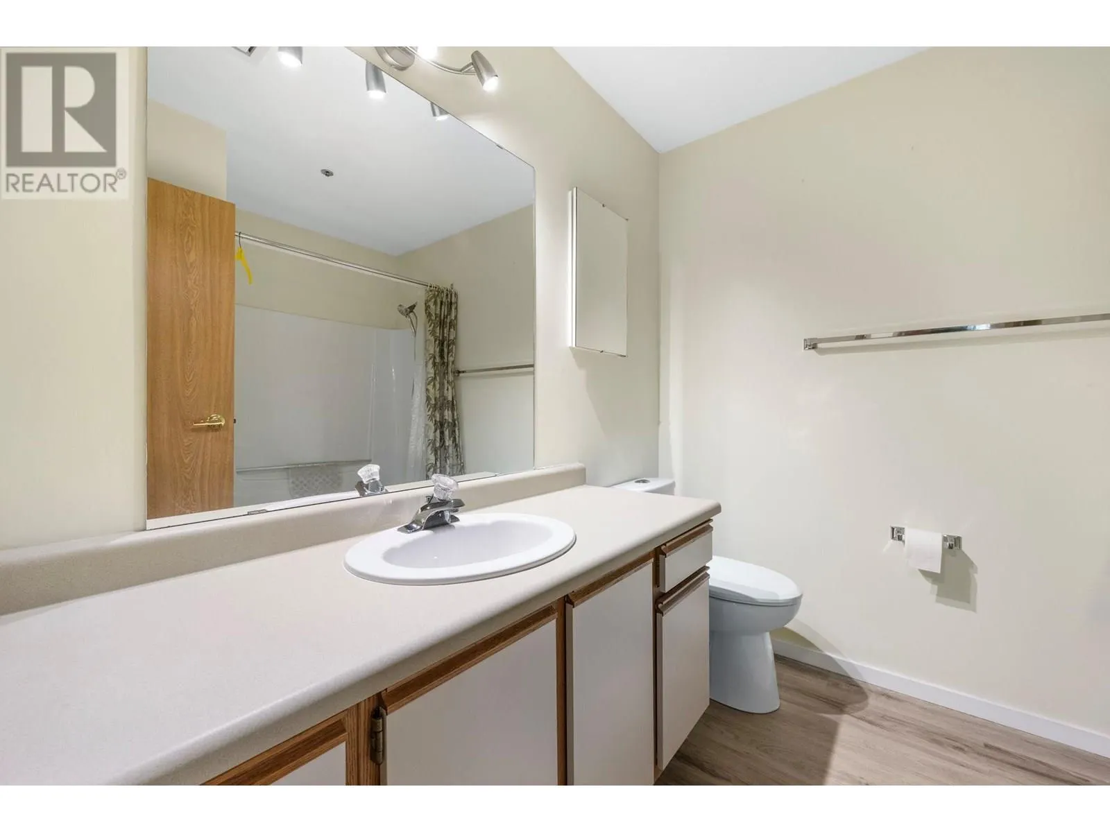 1045 Sutherland Avenue Unit# 130