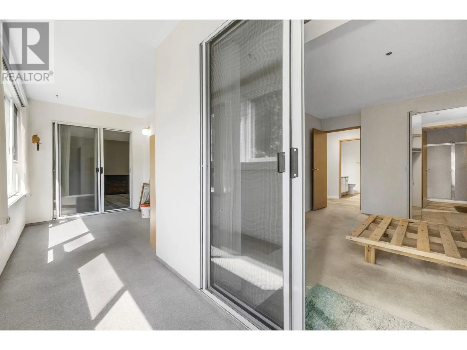 1045 Sutherland Avenue Unit# 130