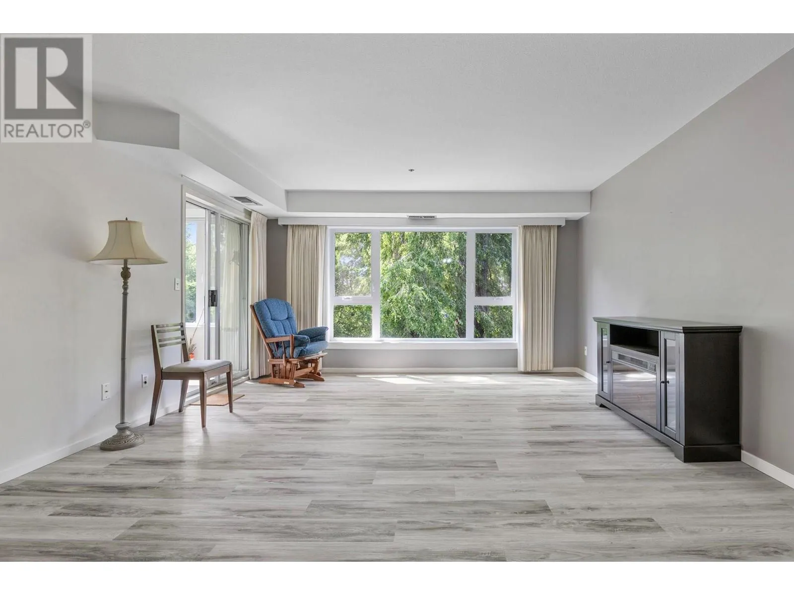 1045 Sutherland Avenue Unit# 130