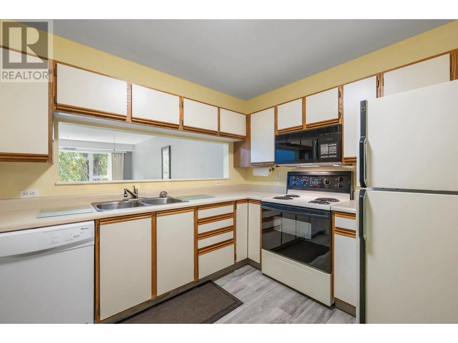 1045 Sutherland Avenue Unit# 130