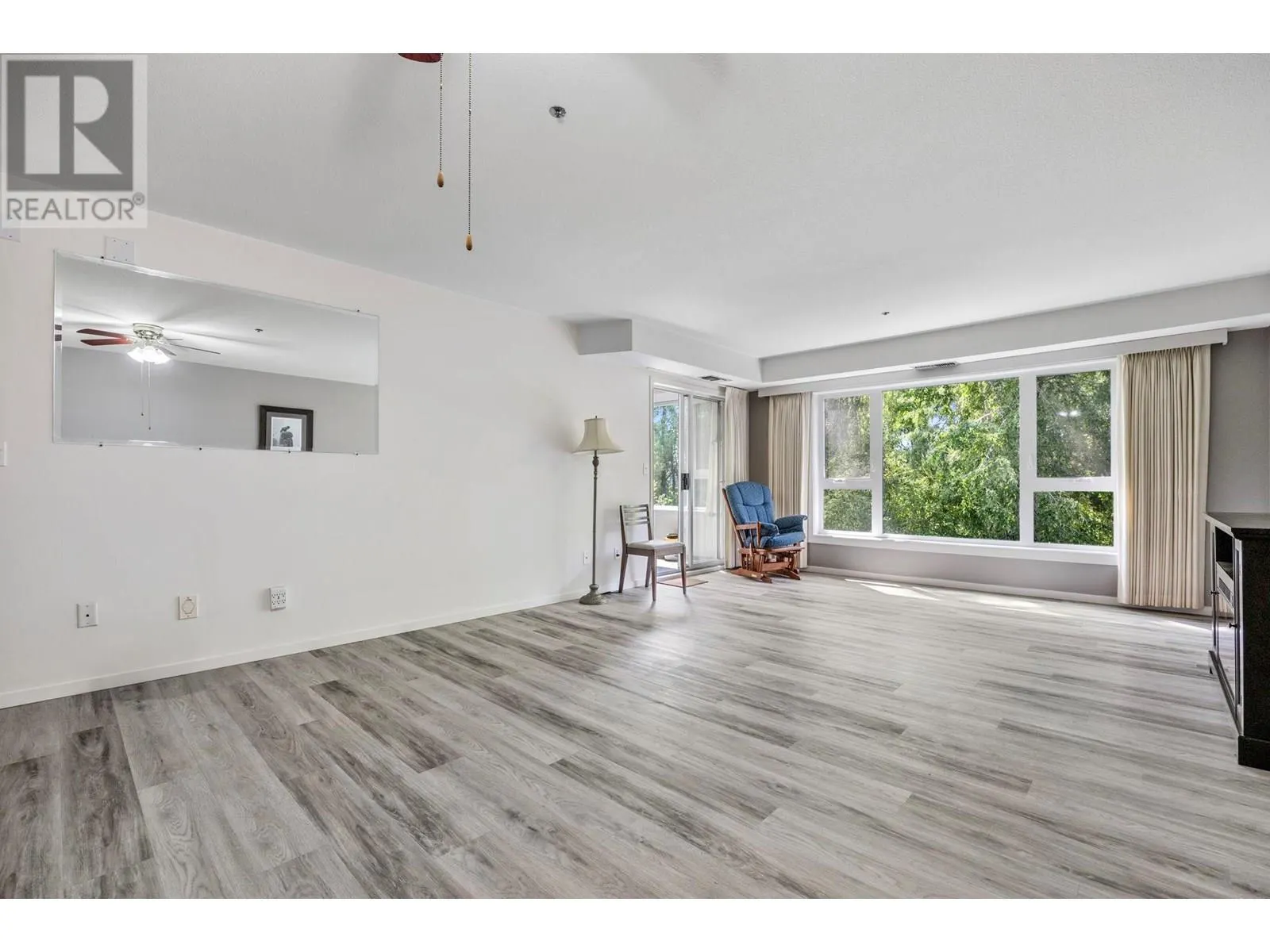 1045 Sutherland Avenue Unit# 130