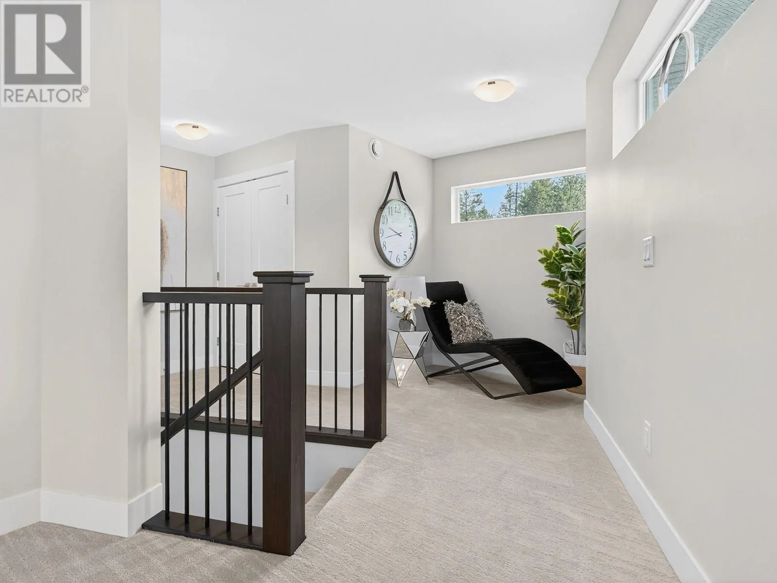 2578 Crown Crest Place