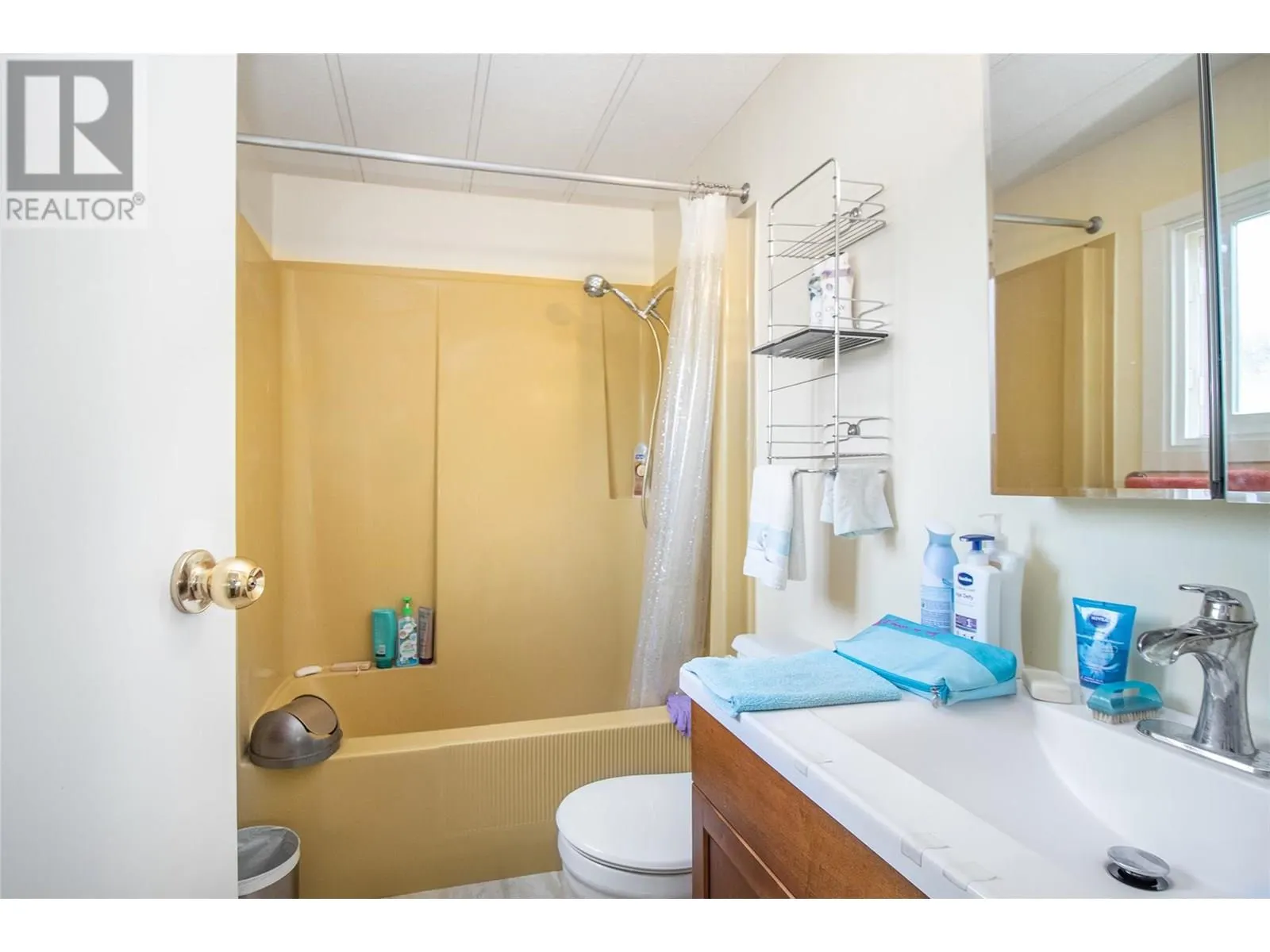 3591 Old Vernon Road Unit# 215