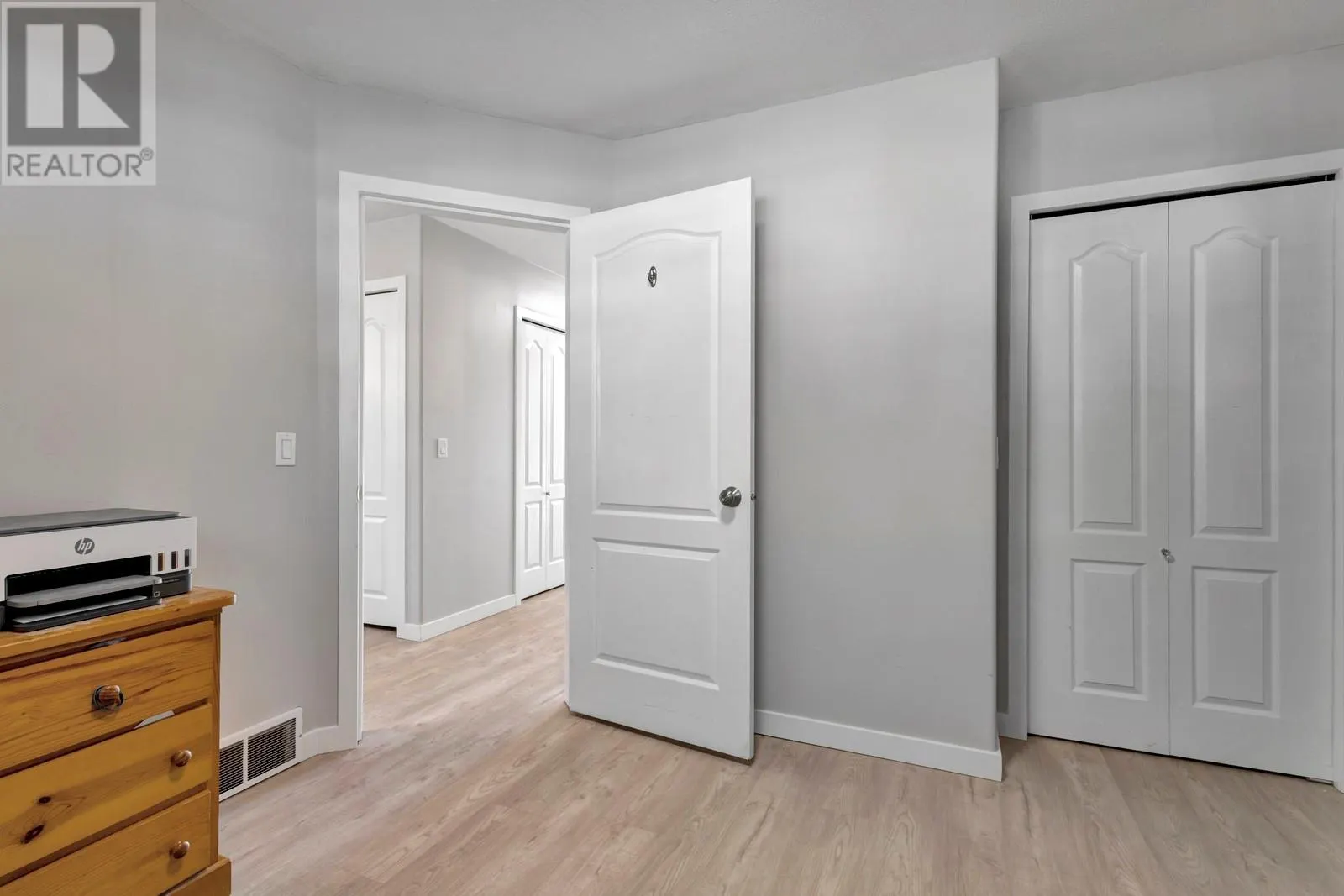 2210 Louie Drive Unit# 6