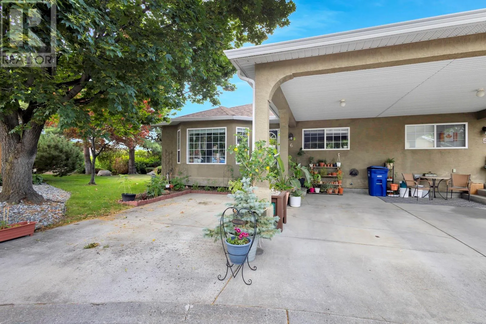 2210 Louie Drive Unit# 6