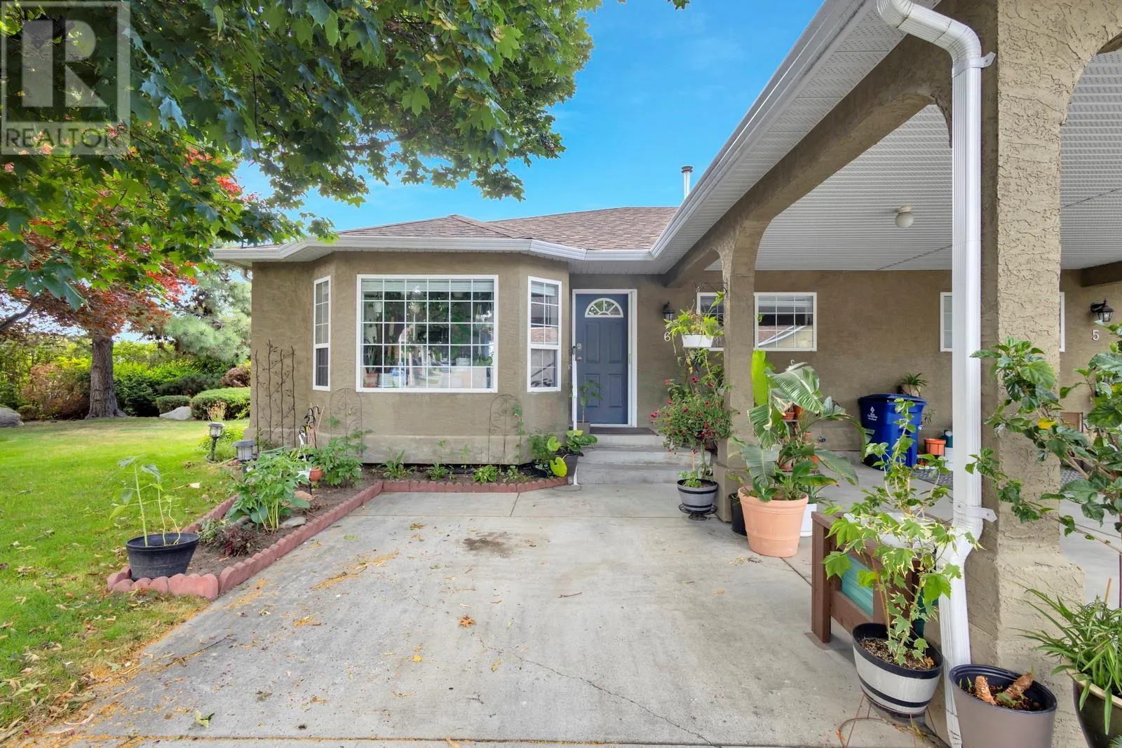 2210 Louie Drive Unit# 6