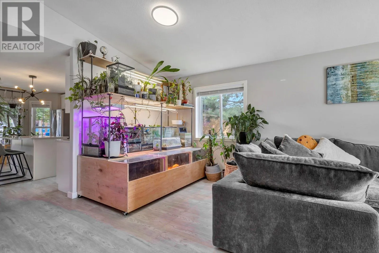 2210 Louie Drive Unit# 6
